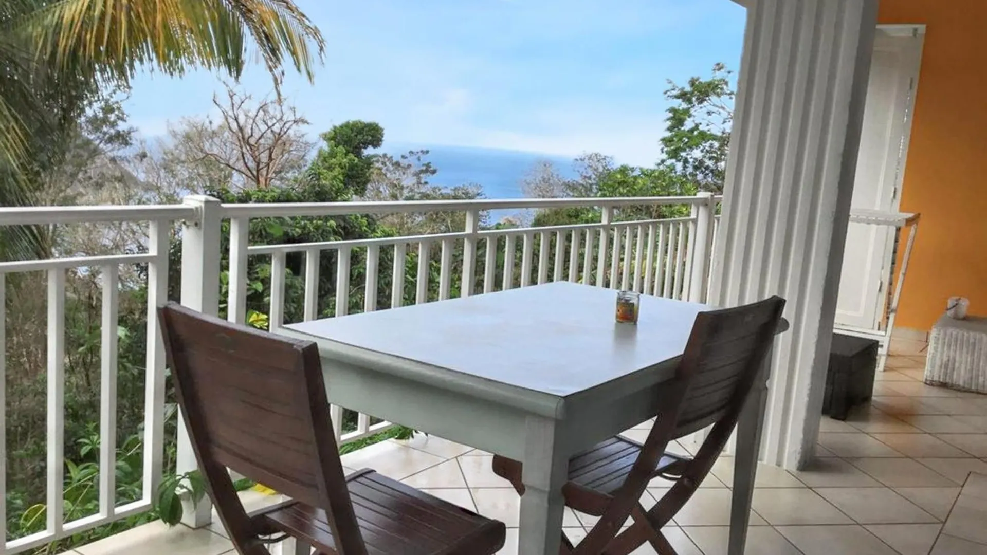 Διαμέρισμα Appartement Confortable A Deshaies Avec Vue Sur La Mer 55 M²